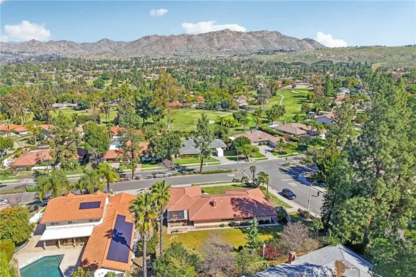 $3,995 | 1500 Country Club Drive, Riverside, CA 92506