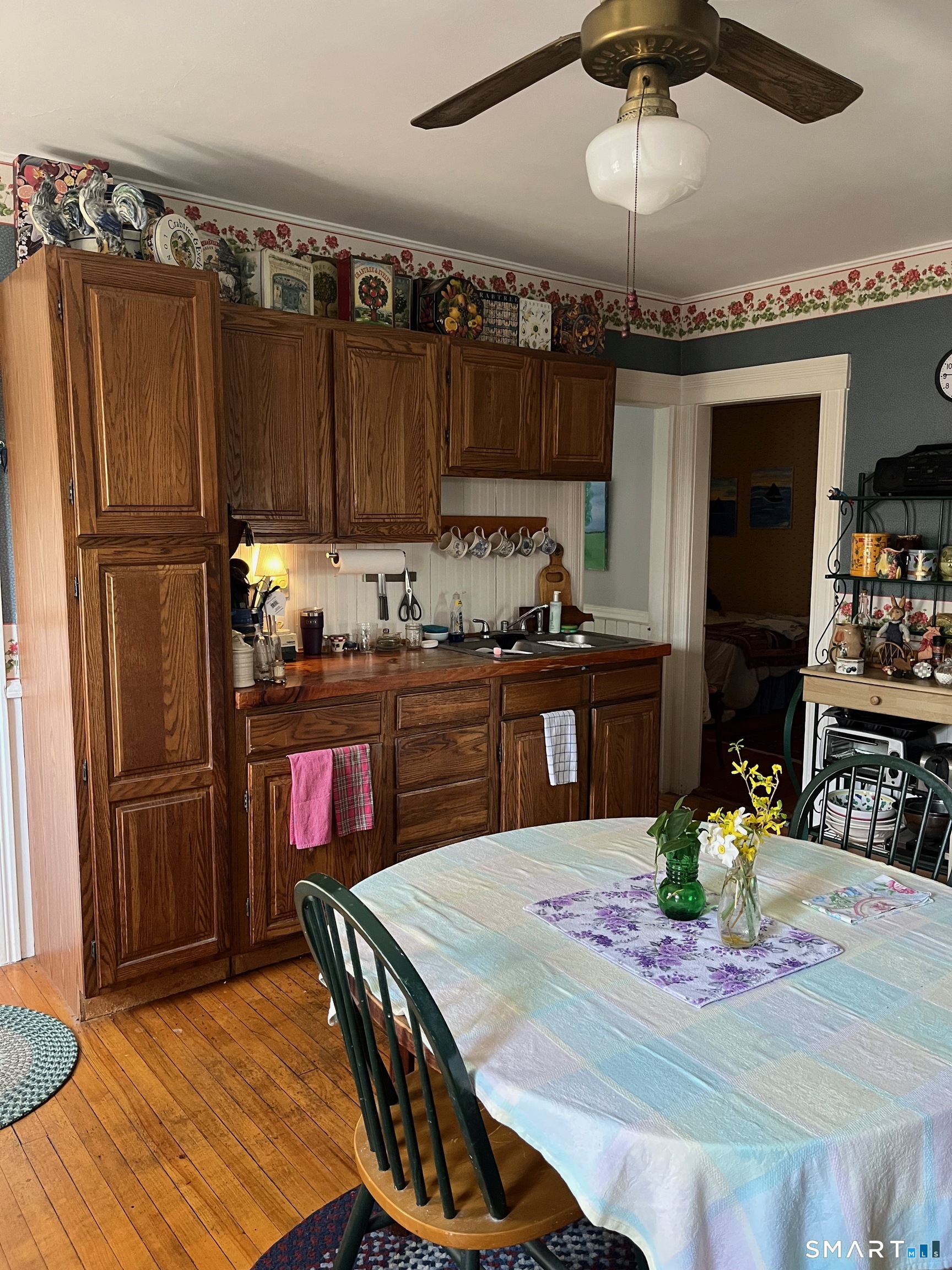 18 Addison Street Putnam, CT 06260 - Photo 12 of 33 unit 2 kitchen