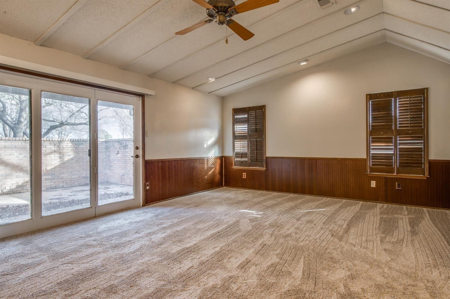 3705 Mesa Road Lubbock, TX 79403 - Photo 12 of 37 Photo 12