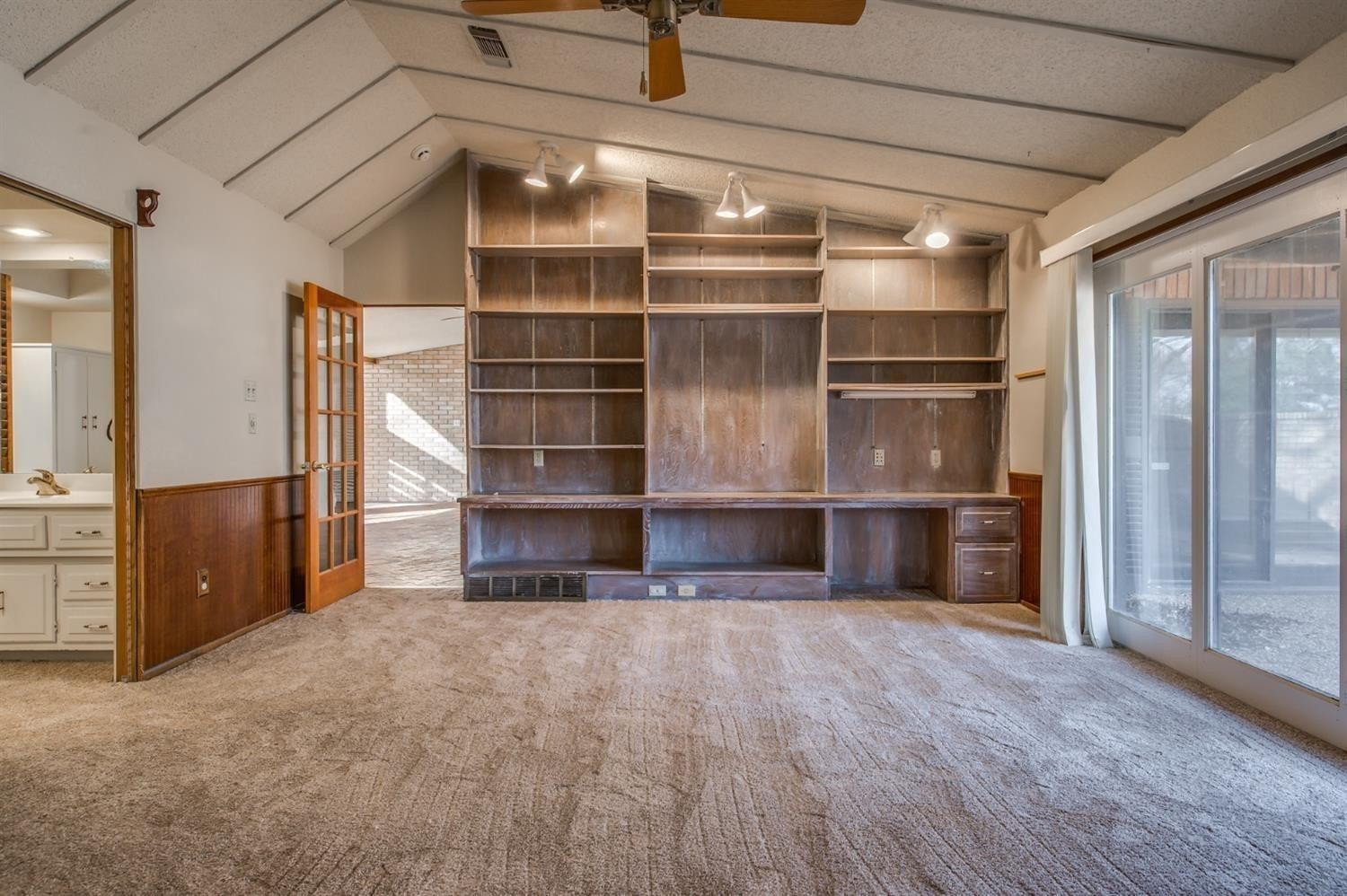 3705 Mesa Road Lubbock, TX 79403 - Photo 13 of 37 Photo 13