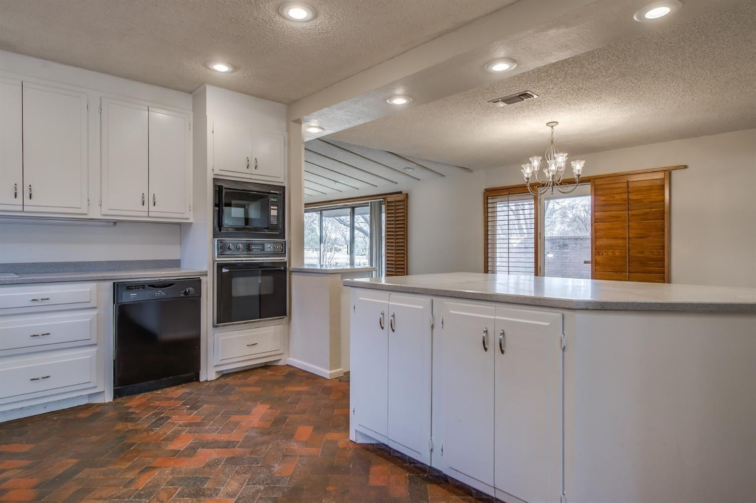 3705 Mesa Road Lubbock, TX 79403 - Photo 31 of 37 Photo 31