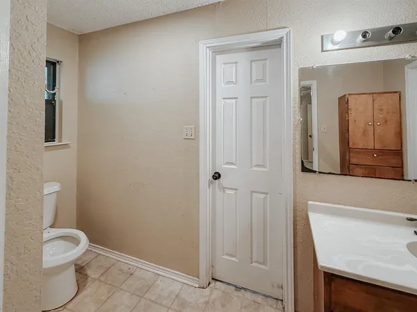 $174,900 | 237 Tall Timber Loop, Whitney, TX 76692