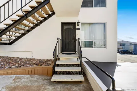 $769,000 | 1828 Linwood Street, Unit 1, San Diego, CA 92110