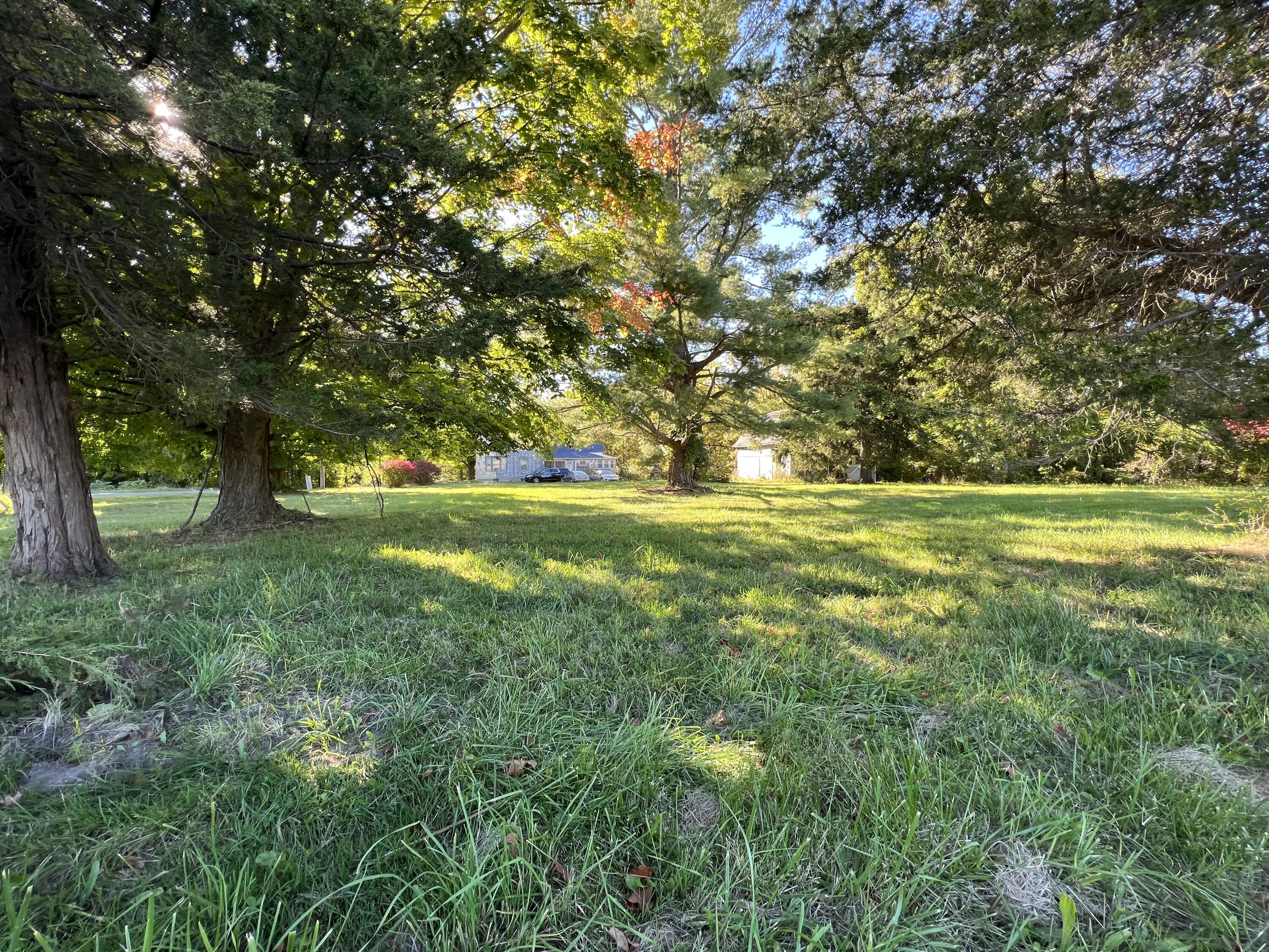 2480 Hillandale Road Benton Harbor, MI 49022 - Photo 16 of 65 IMG_0544