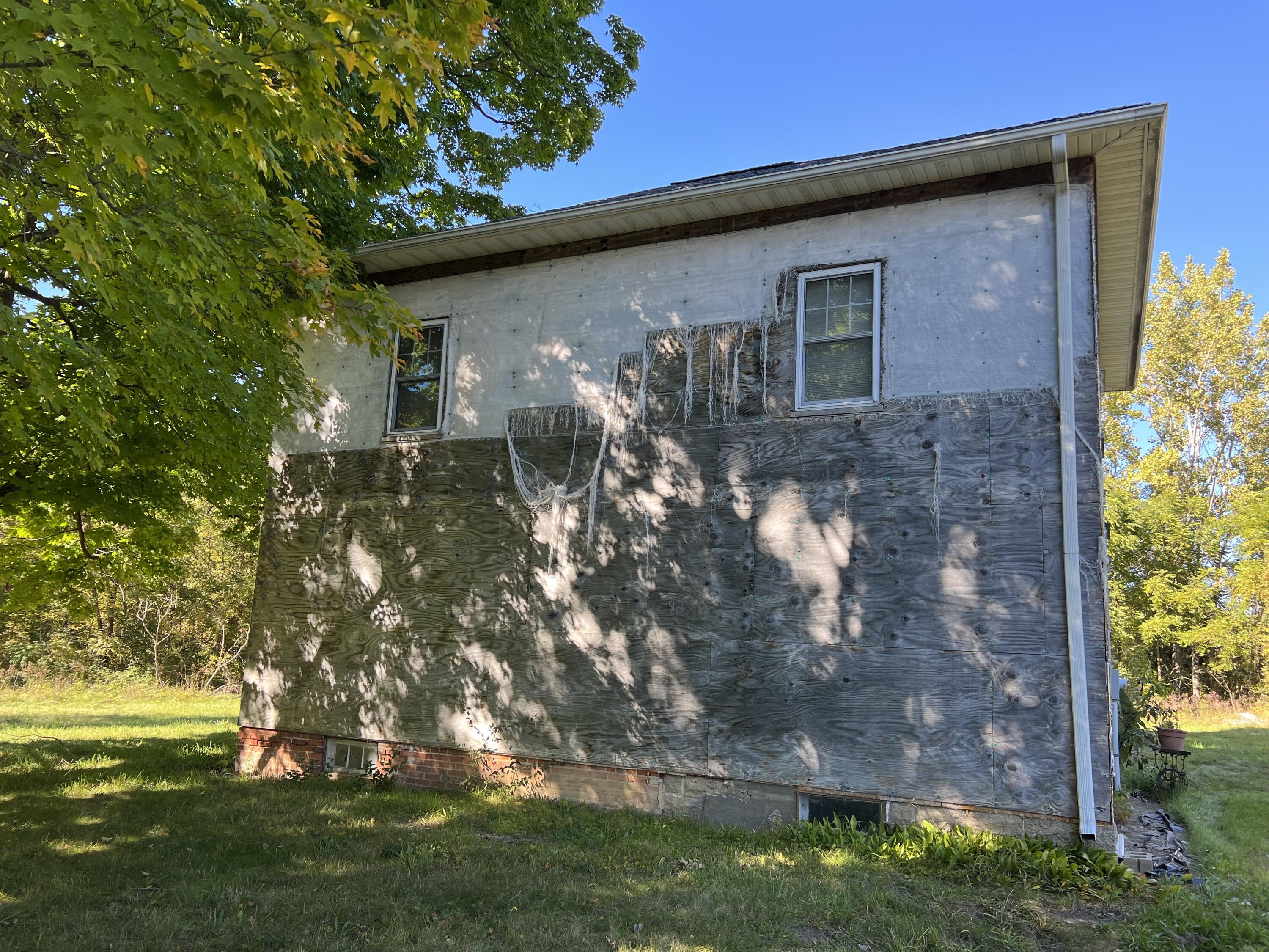 2480 Hillandale Road Benton Harbor, MI 49022 - Photo 8 of 65 IMG_0463