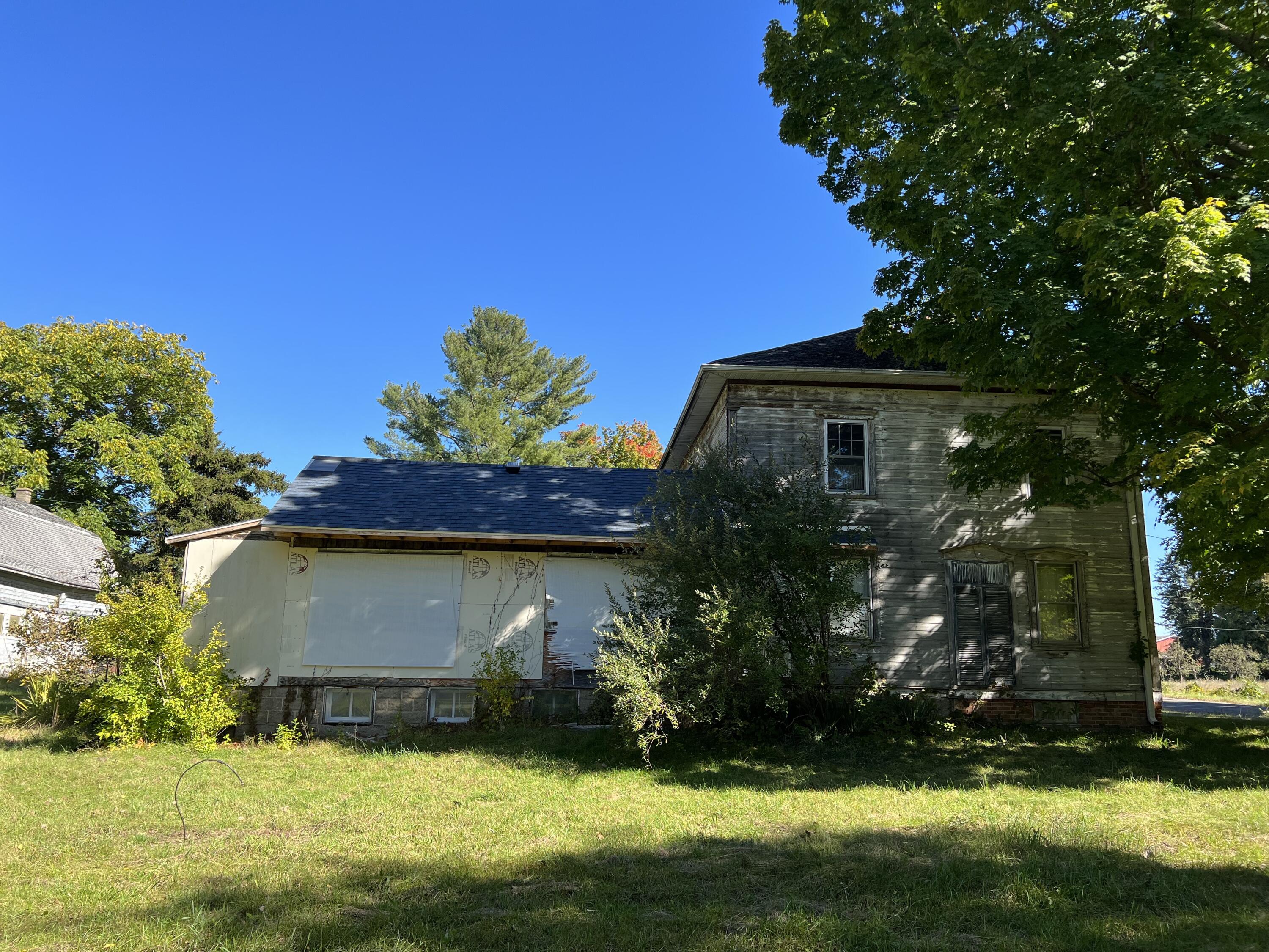 2480 Hillandale Road Benton Harbor, MI 49022 - Photo 9 of 65 IMG_0464