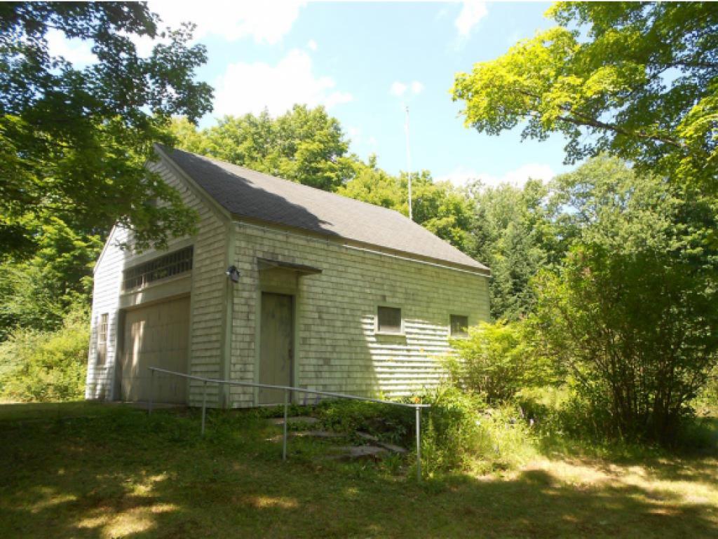 696 Middle Route Gilmanton, NH 03237 - Photo 2 of 25