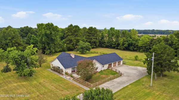 $425,000 | 130 Cidero Road, Raymond, MS 39154