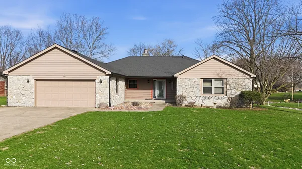 $356,700 | 3045 North County Road 950 East, Brownsburg, IN 46112