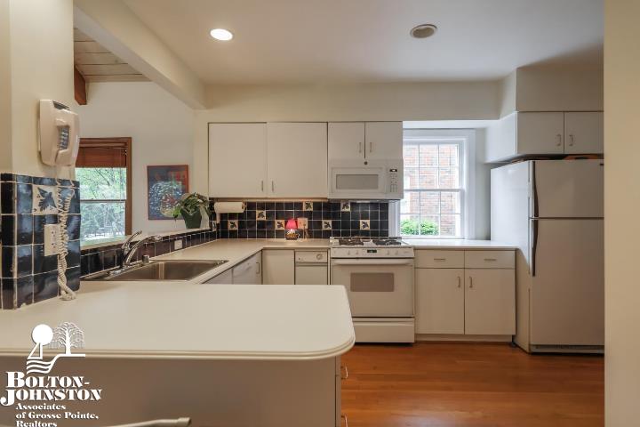 869 Whittier Road Grosse Pointe Park, MI 48230 - Photo 11 of 60