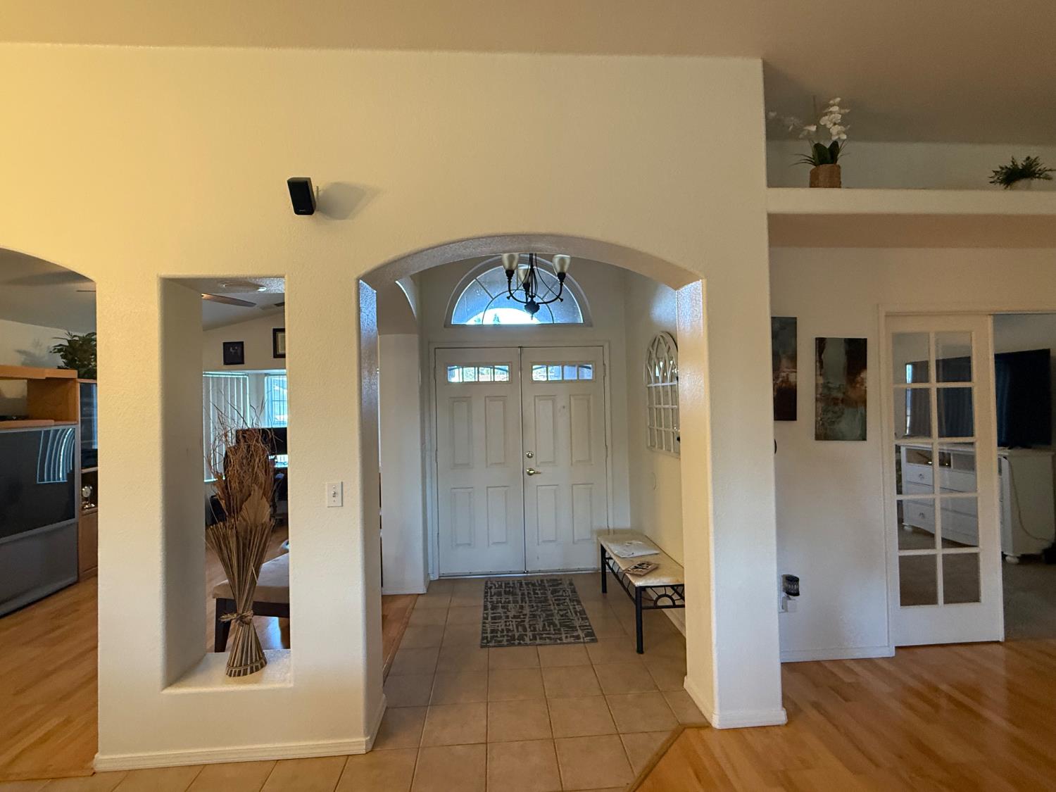 3124 Summer Lane Madera, CA 93637 - Photo 2 of 30 a view of an entryway of house