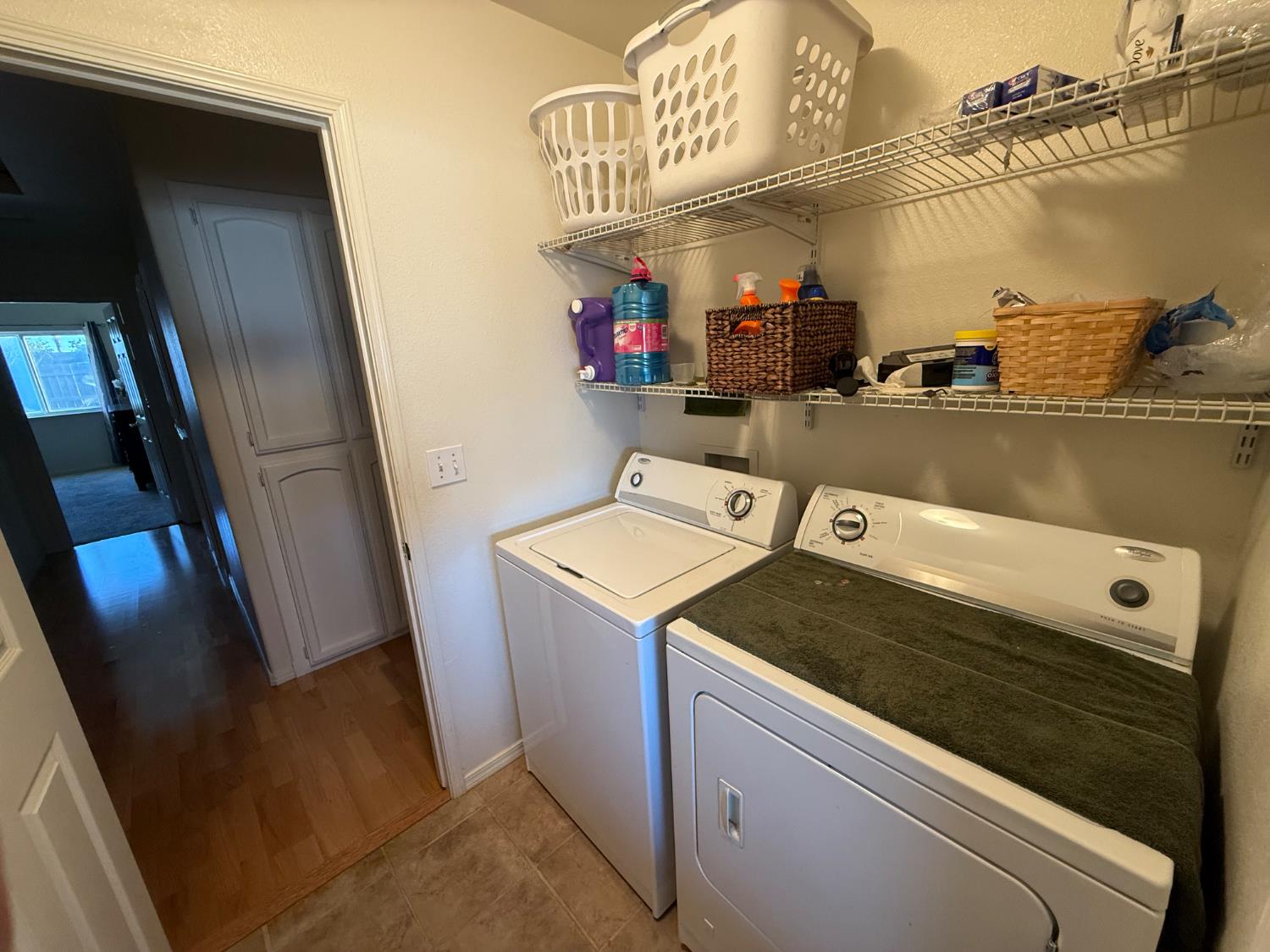 3124 Summer Lane Madera, CA 93637 - Photo 21 of 30 a utility room with dryer and washer