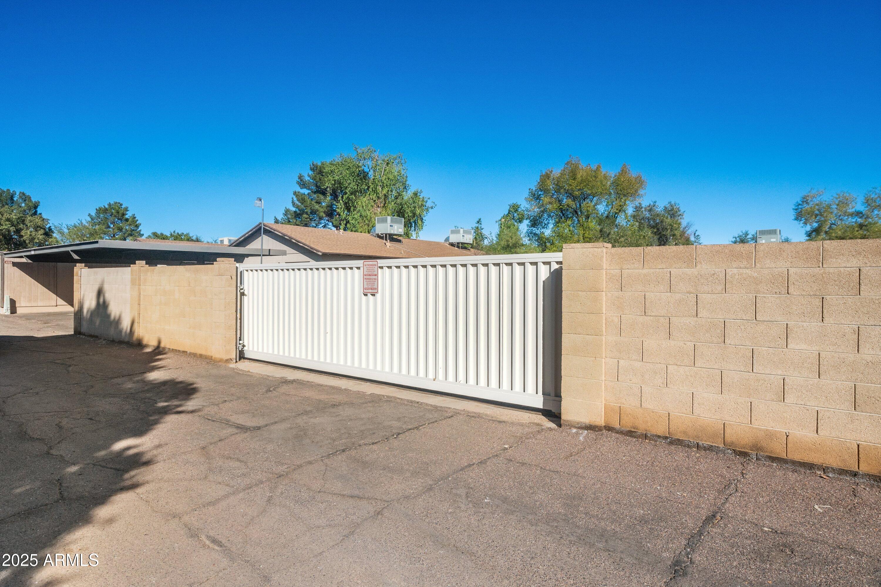 6524 South Newberry Road, Unit B Tempe, AZ 85283 - Photo 26 of 33 24-6524-S-Newberry-Rd-unit-B-24
