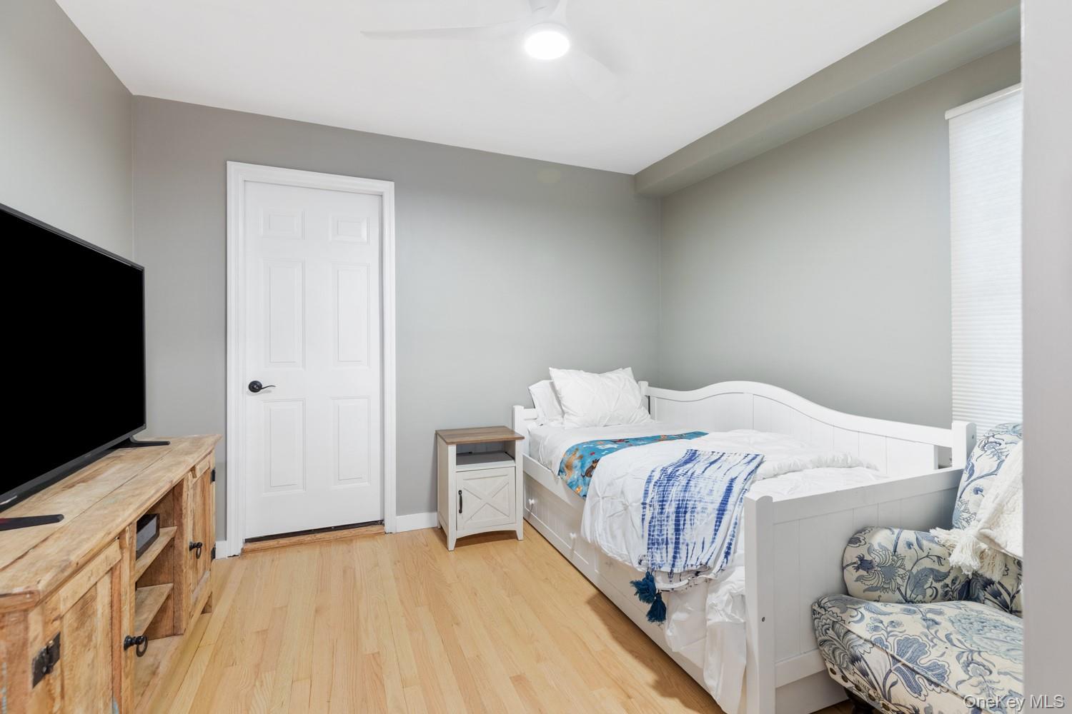 137 South Road Westhampton, NY 11977 - Photo 12 of 50