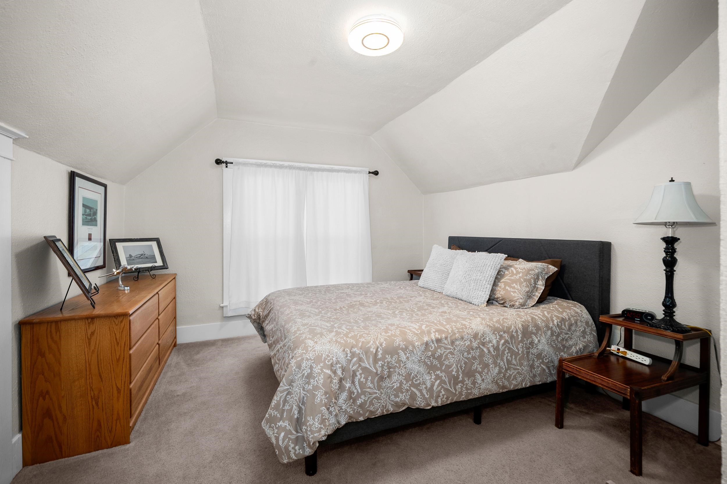 2221 North Cincinnati Street Spokane, WA 99207 - Photo 21 of 35