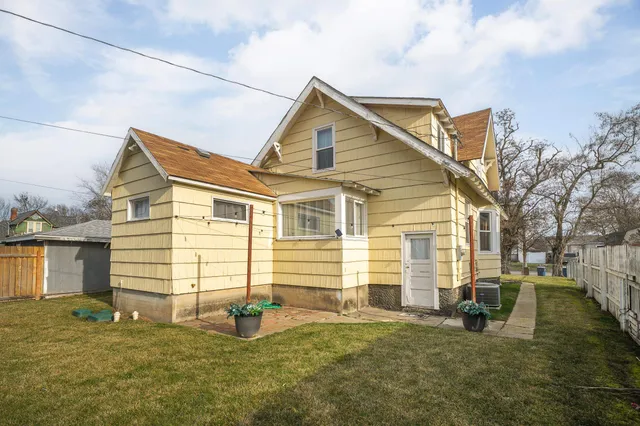 $350,000 | 2221 North Cincinnati Street, Spokane, WA 99207