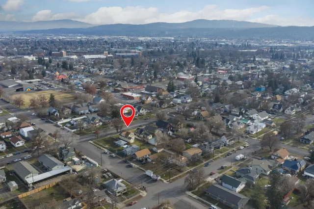 $350,000 | 2221 North Cincinnati Street, Spokane, WA 99207