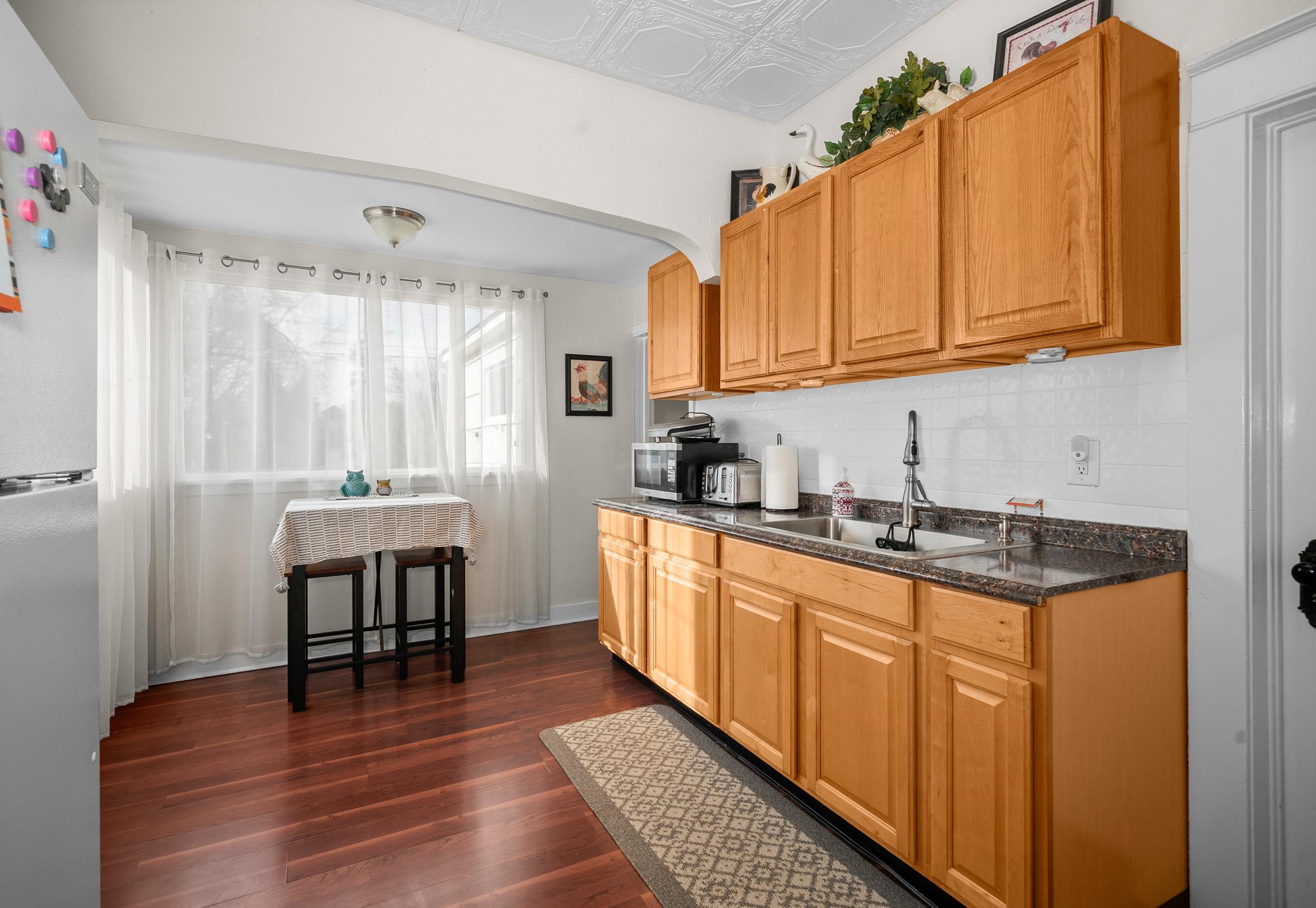 2221 North Cincinnati Street Spokane, WA 99207 - Photo 9 of 35