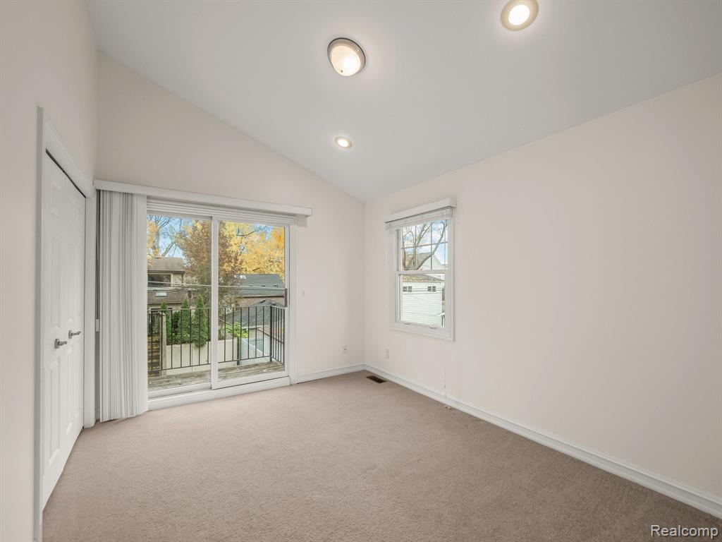 916 Ruffner Avenue Birmingham, MI 48009 - Photo 17 of 23