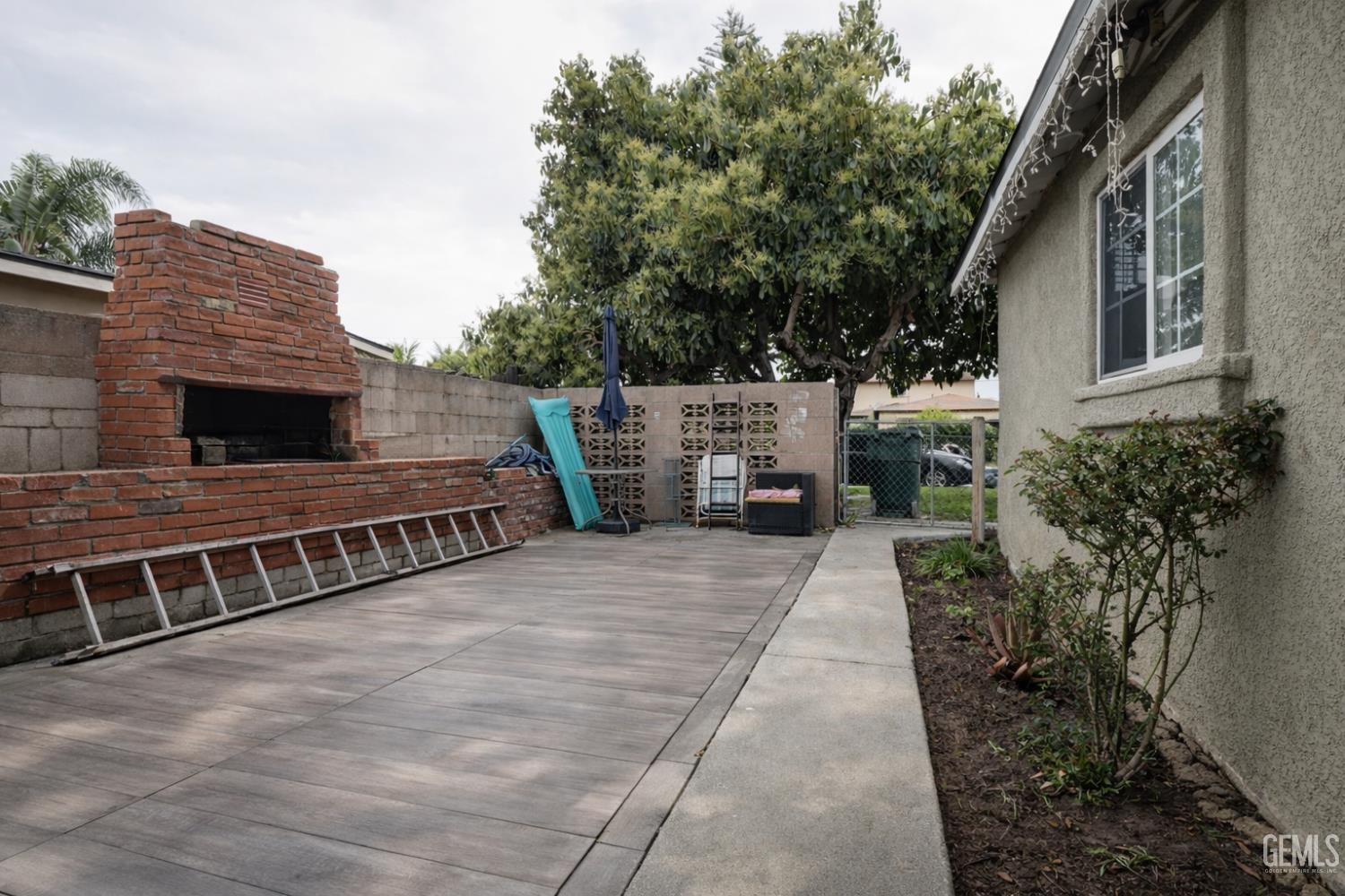 Undisclosed Address Oxnard, CA 93033 - Photo 11 of 14 a view of a backyard with sitting area