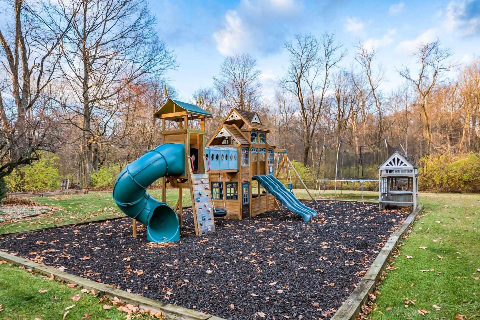 4090 Clotts Road Columbus, OH 43230 - Photo 32 of 34 DEDICATED PLAYGROUND