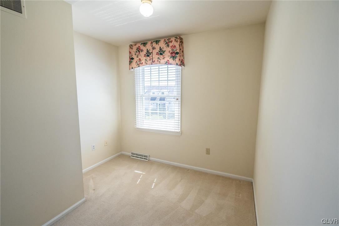 150 Springhouse Road Allentown, PA 18104 - Photo 28 of 38 2nd Floor flex space. Perfect for home office