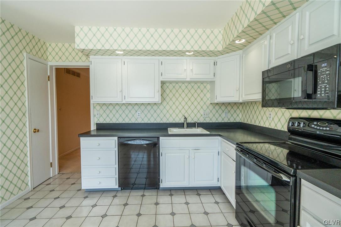 150 Springhouse Road Allentown, PA 18104 - Photo 6 of 38 Gallery Image 6