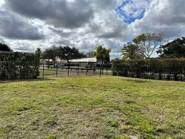 $3,550 | 1107 Northwest 84th Drive, Coral Springs, FL 33071