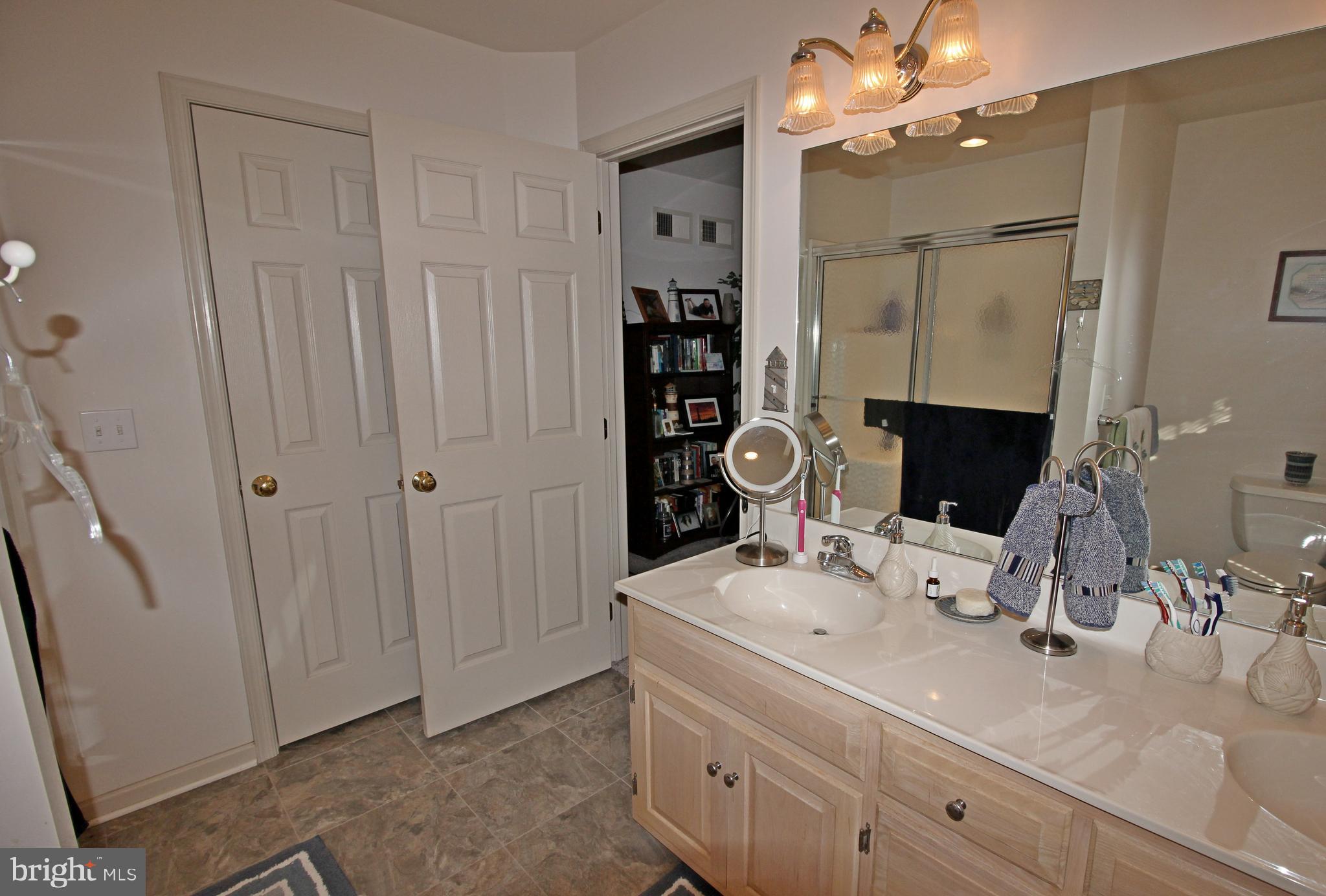 18 Foxrun Terrace Lititz, PA 17543 - Photo 16 of 31