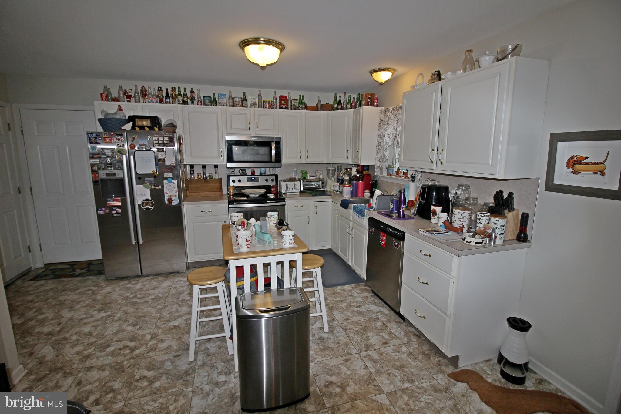 18 Foxrun Terrace Lititz, PA 17543 - Photo 9 of 31