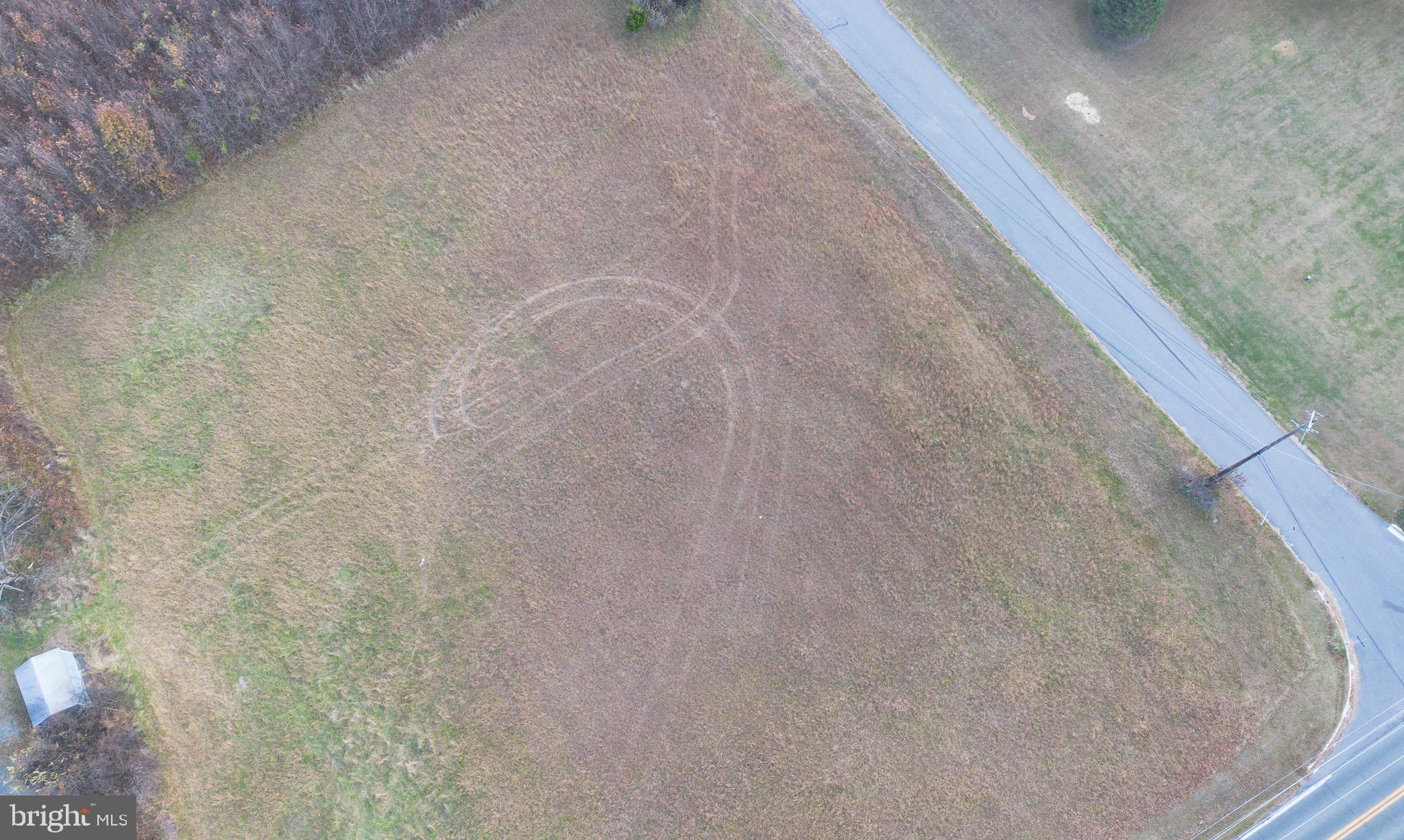 17403 Old Baltimore Road Olney, MD 20832 - Photo 4 of 5 a picture of a bathroom with a shower