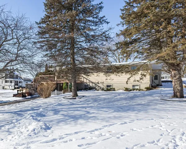 $214,000 | 170 College Drive, Platteville, WI 53818