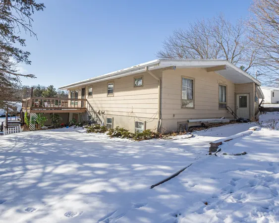 $194,000 | 170 College Drive, Platteville, WI 53818