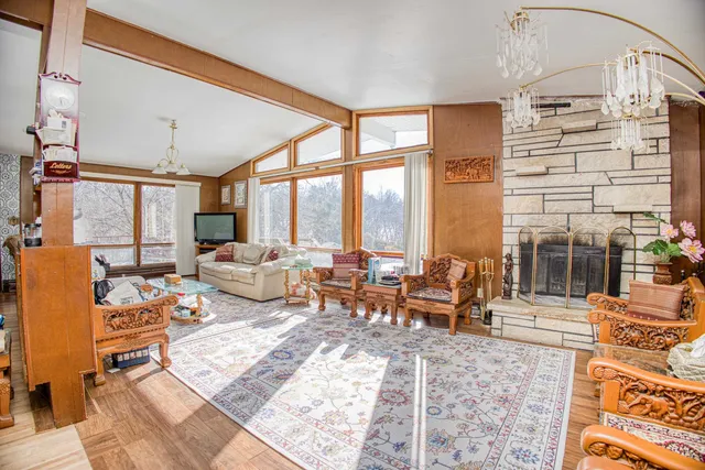 $214,000 | 170 College Drive, Platteville, WI 53818