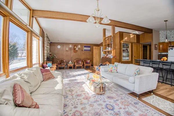 $194,000 | 170 College Drive, Platteville, WI 53818