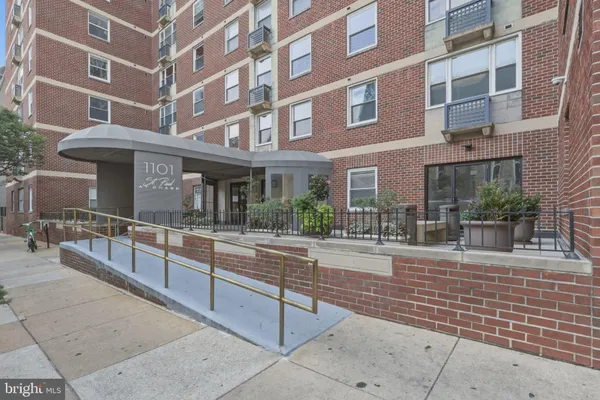 $2,100 | 1101 St Paul Street, Unit 1212, Baltimore, MD 21202