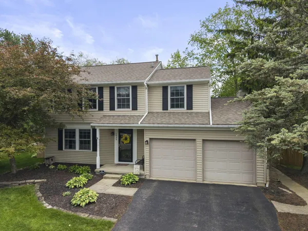 $445,000 | 1939 Dina Court, Powell, OH 43065