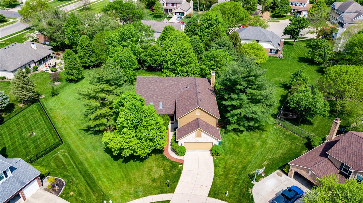 2286 South Ridge Court Beavercreek, OH 45434 - Photo 2 of 43