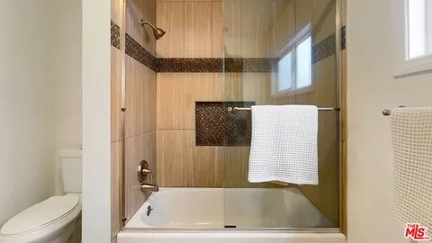 $949,000 | 4427 South Wilton Place, Los Angeles, CA 90062