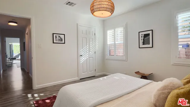 $949,000 | 4427 South Wilton Place, Los Angeles, CA 90062