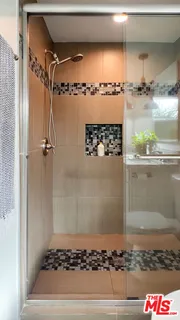 $949,000 | 4427 South Wilton Place, Los Angeles, CA 90062