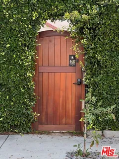 $949,000 | 4427 South Wilton Place, Los Angeles, CA 90062