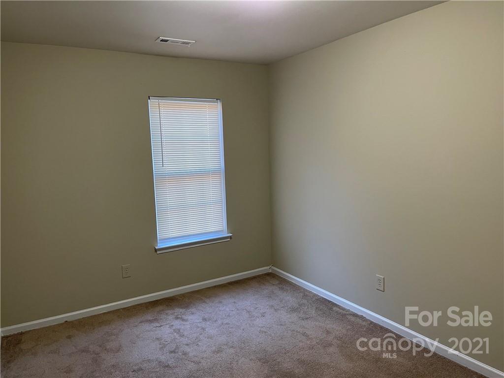 5245 Queen Anne Road Charlotte, NC 28217 - Photo 14 of 21 Gallery Image 14