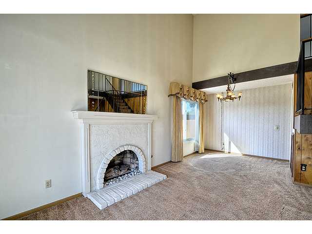 1714 Old Mill Road Encinitas, CA 92024 - Photo 8 of 22 DINING ROOM AREA. THERE IS A DOORWAY TO THE KITCHEN ON THE RIGHT.
