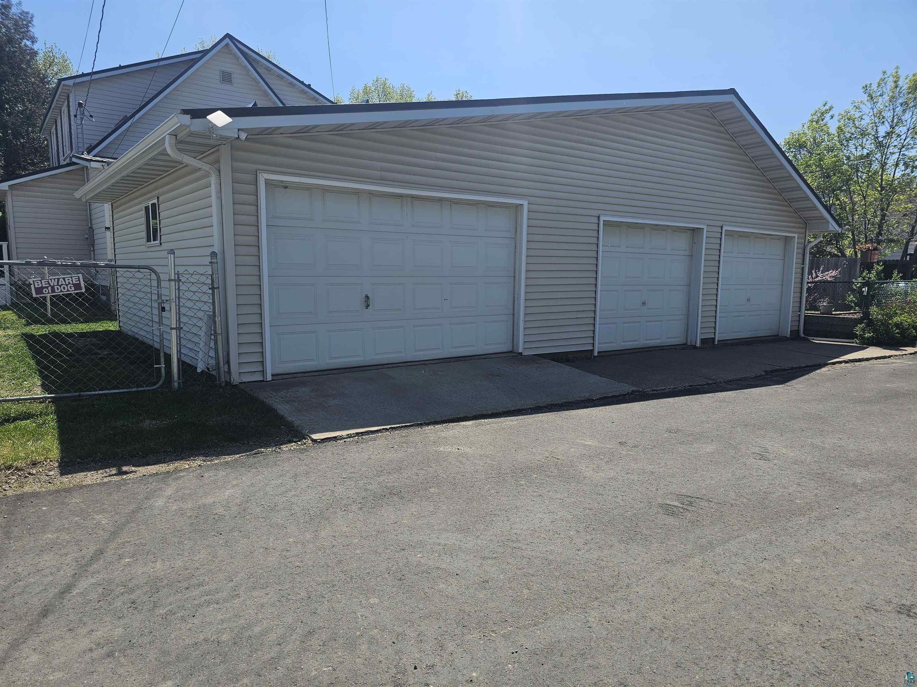 301 9th Street South Virginia, MN 55792 - Photo 3 of 29