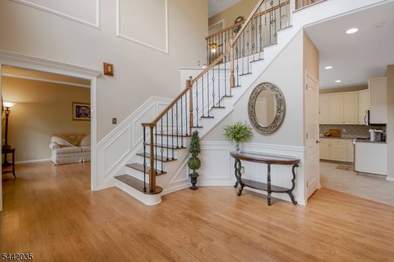 23 Deer Path Hillsborough, NJ 08844 - Photo 6 of 37