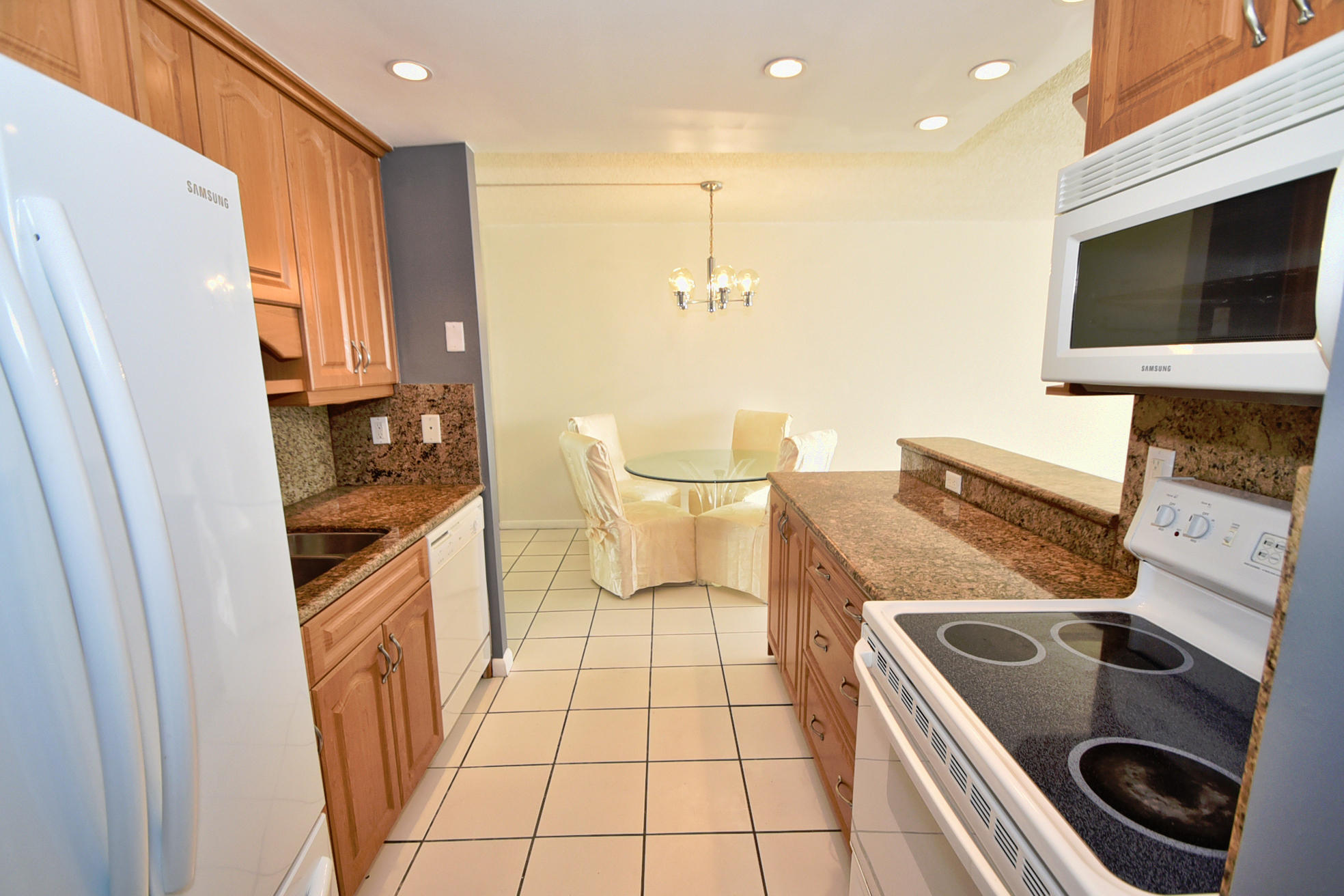 2121 North Ocean Boulevard, Unit 1507E Boca Raton, FL 33431 - Photo 13 of 34 DSC_4727