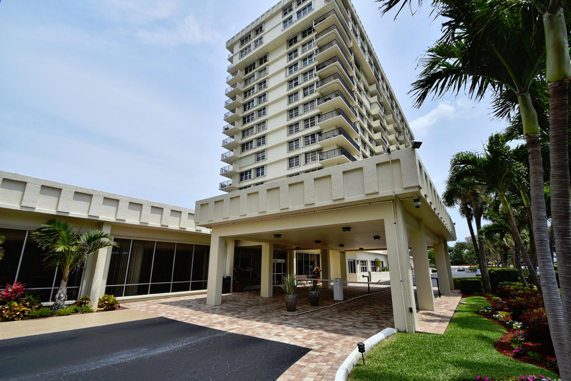2121 North Ocean Boulevard, Unit 1507E Boca Raton, FL 33431 - Photo 2 of 34 DSC_4702