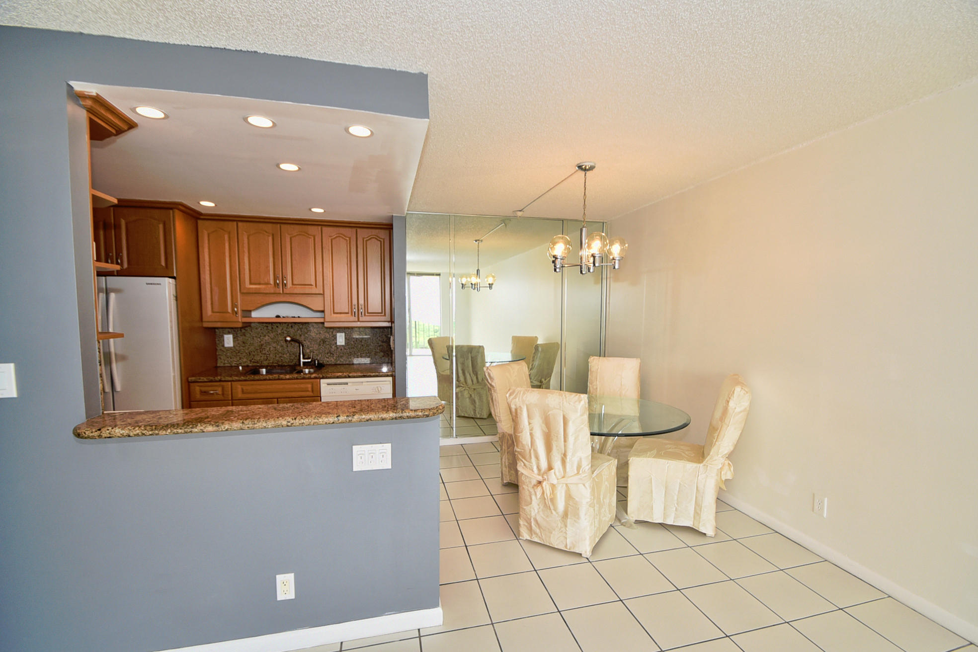 2121 North Ocean Boulevard, Unit 1507E Boca Raton, FL 33431 - Photo 9 of 34 DSC_4719