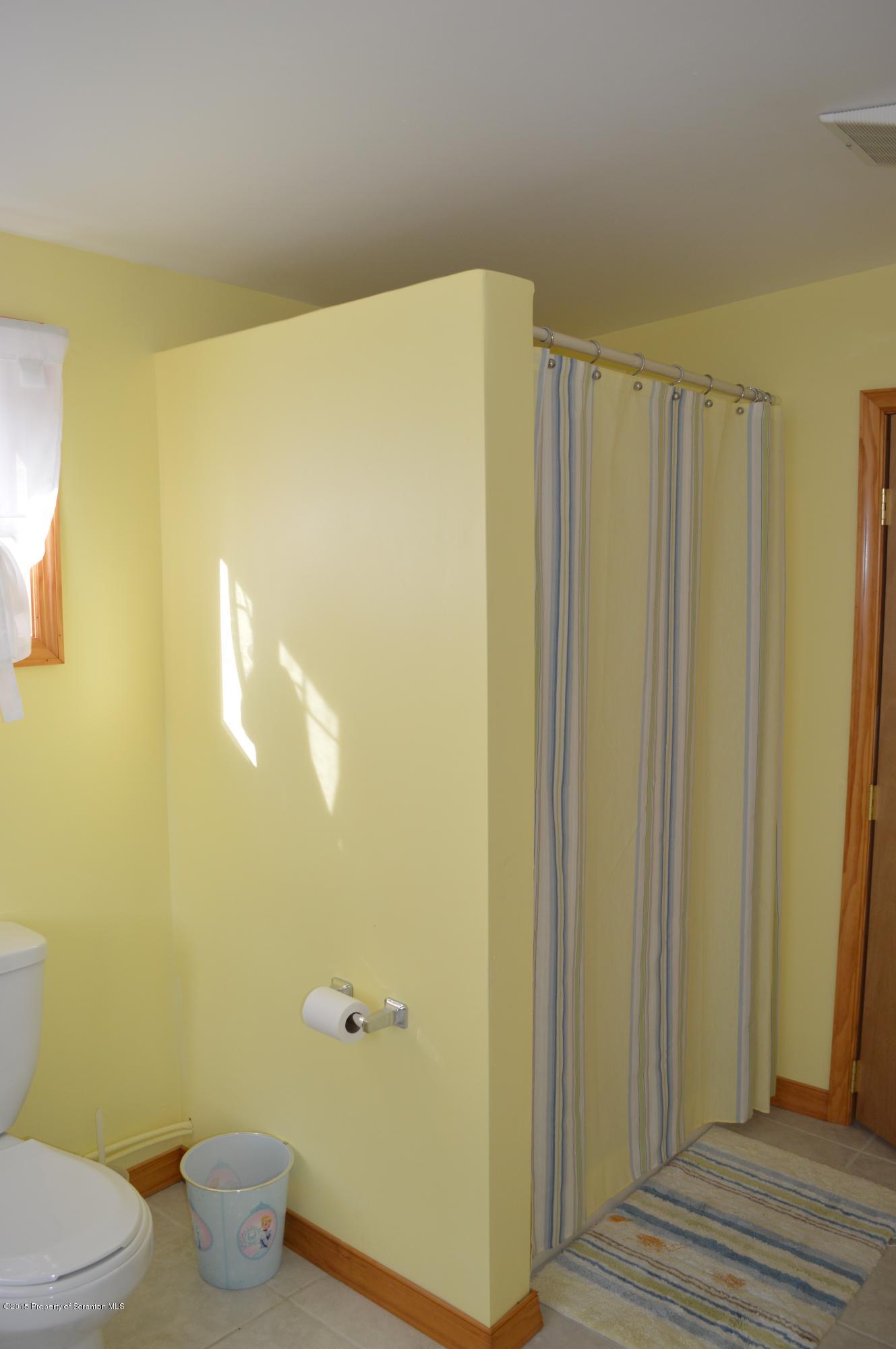 116 Mundro Road Scott Township, PA 18447 - Photo 46 of 53 Gallery Image 46